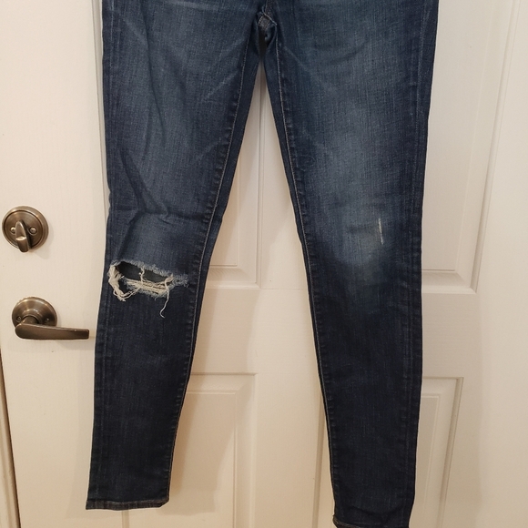 J Brand Size 27 - Picture 4 of 10